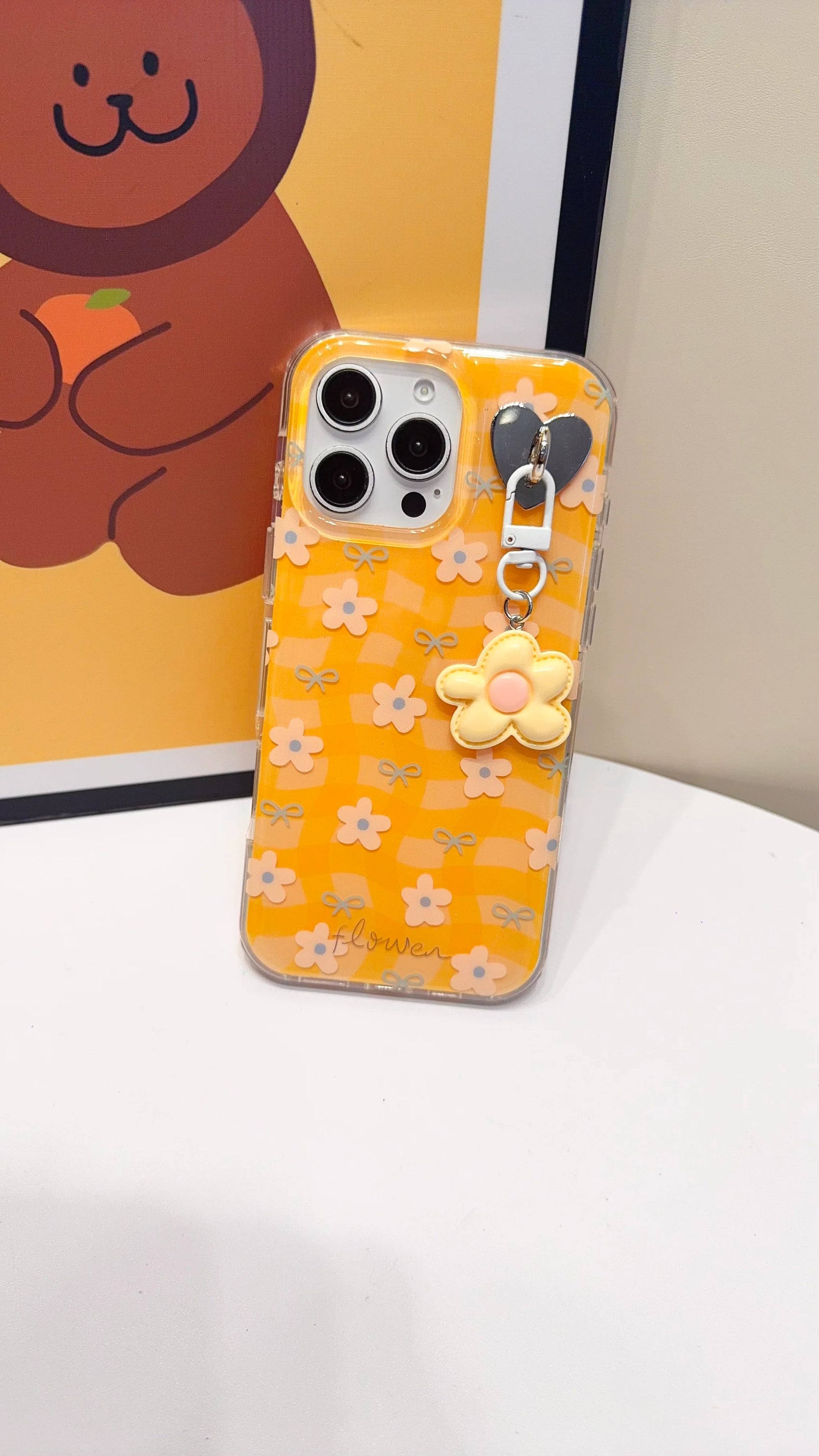 Yellow Daisy Charm Floral Case